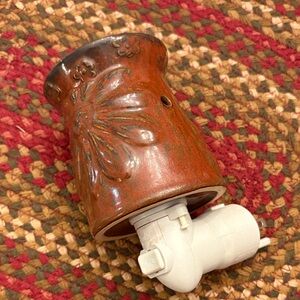Scentsy Brown Ceramic plug in wax warmer